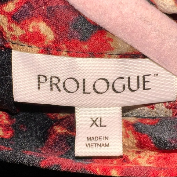 Prologue pull over blouse w/ tie in back of neck, eyelet hook clasp, beautiful - Picture 8 of 13